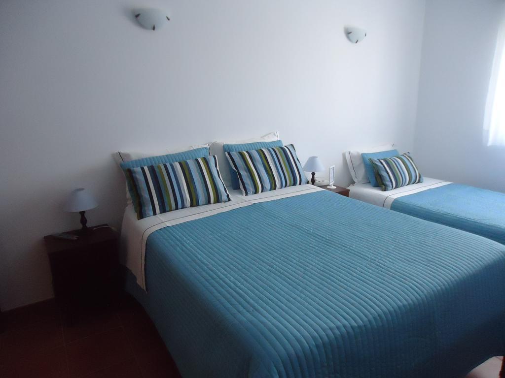Hotel Casa Mar Azul Vila Nova de Milfontes Zimmer foto